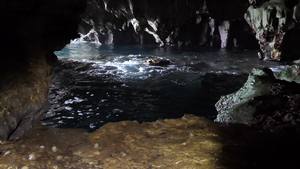 Cobijeru sea cave, high tide