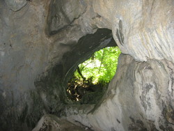 Cofría entrance from inside
