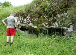 Toyu ‘nettle entrance’ feature