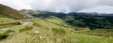 Collado del Torno, above Llamigo Collado del Torno, above Llamigo